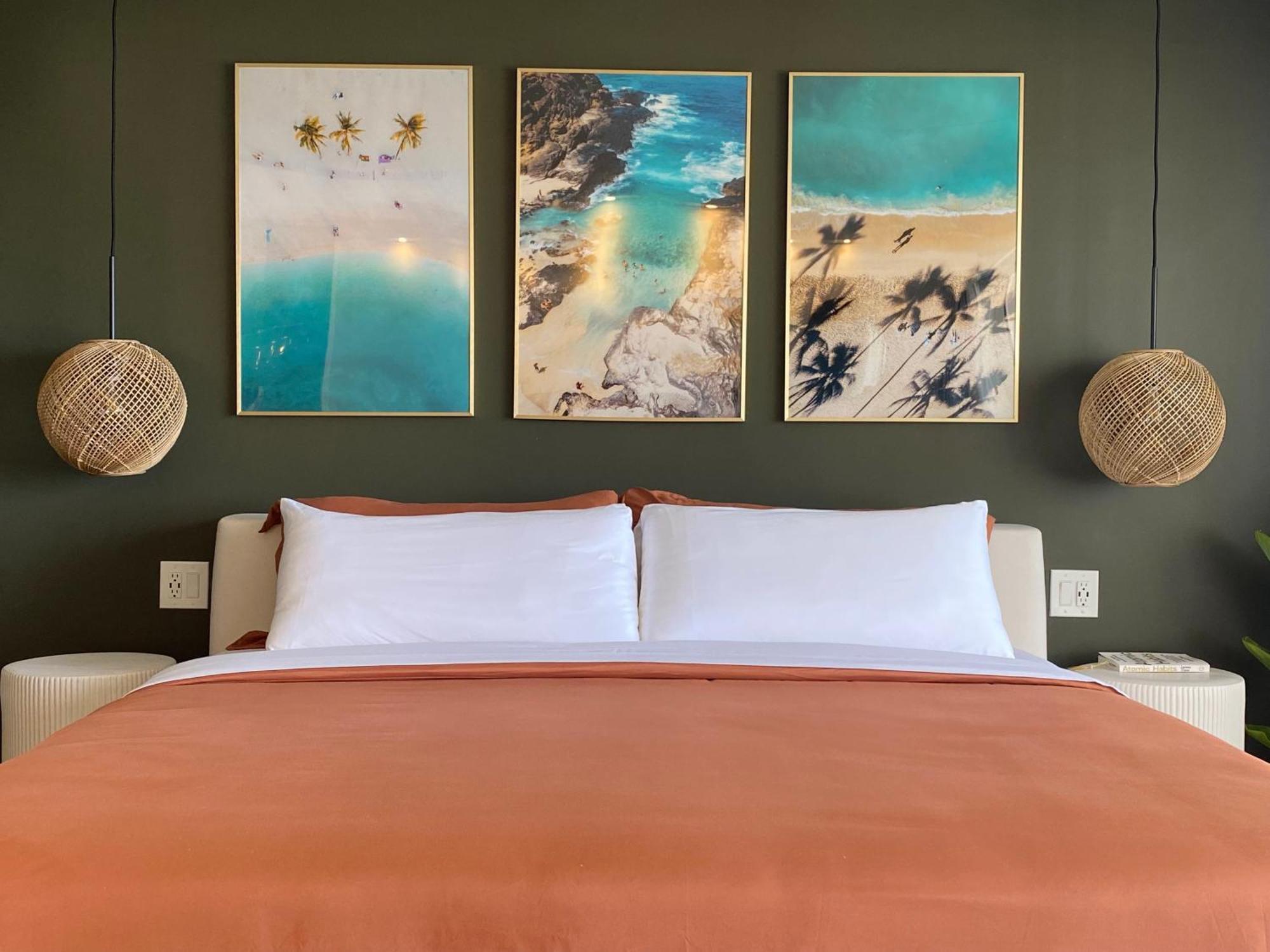 Panoramic Oceanview Resort - Full Kitchen In Each Room, 2 Swimming Pools, Onsite Restaurants, Fireworks Every Friday โฮโนลูลู ภายนอก รูปภาพ