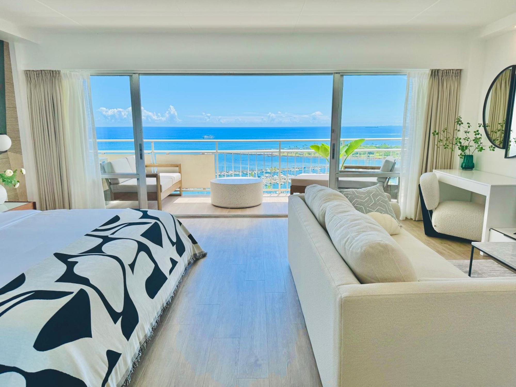 Panoramic Oceanview Resort - Full Kitchen In Each Room, 2 Swimming Pools, Onsite Restaurants, Fireworks Every Friday โฮโนลูลู ภายนอก รูปภาพ