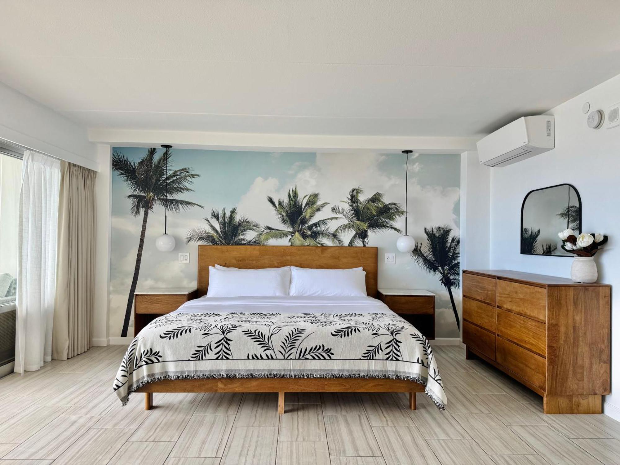 Panoramic Oceanview Resort - Full Kitchen In Each Room, 2 Swimming Pools, Onsite Restaurants, Fireworks Every Friday โฮโนลูลู ภายนอก รูปภาพ